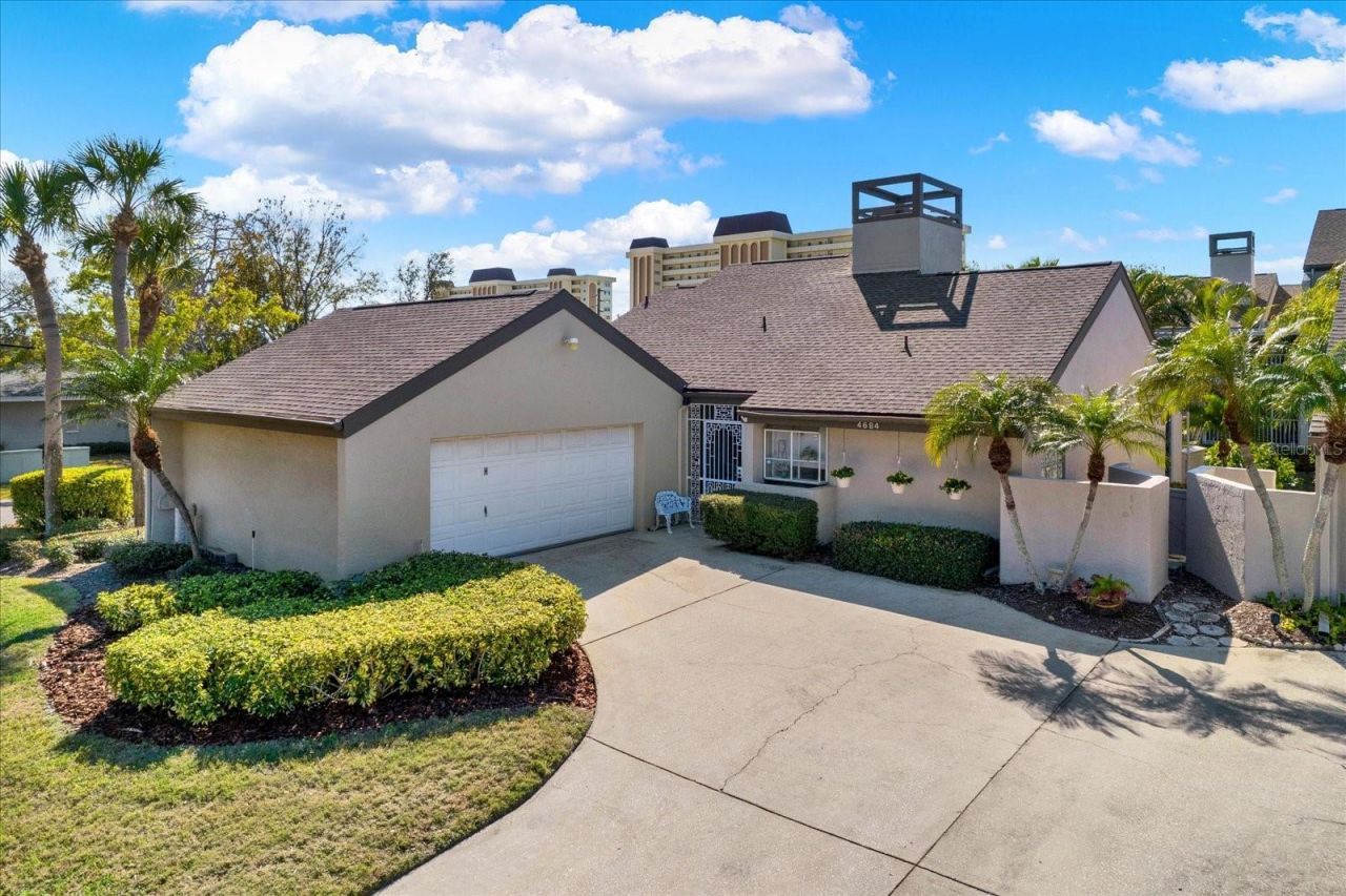 4684 Huron Road, Saint Petersburg, FL 33708 Main Photo