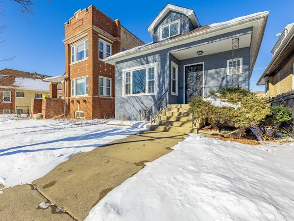 5026 W Addison Street, Chicago, IL 60641