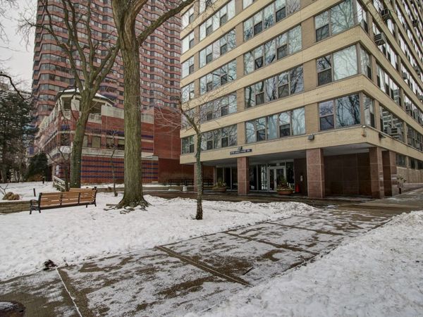 2970 N Lake Shore Drive, Unit 4D-4E, Chicago, IL 60657