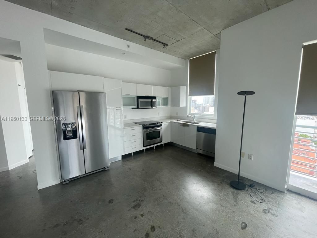 133 NE 2 Ave, Unit 1813, Miami, FL 33132 Photo