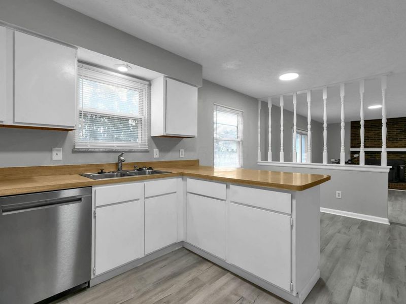 458 Brice Road, Reynoldsburg, OH 43068 Photo 9