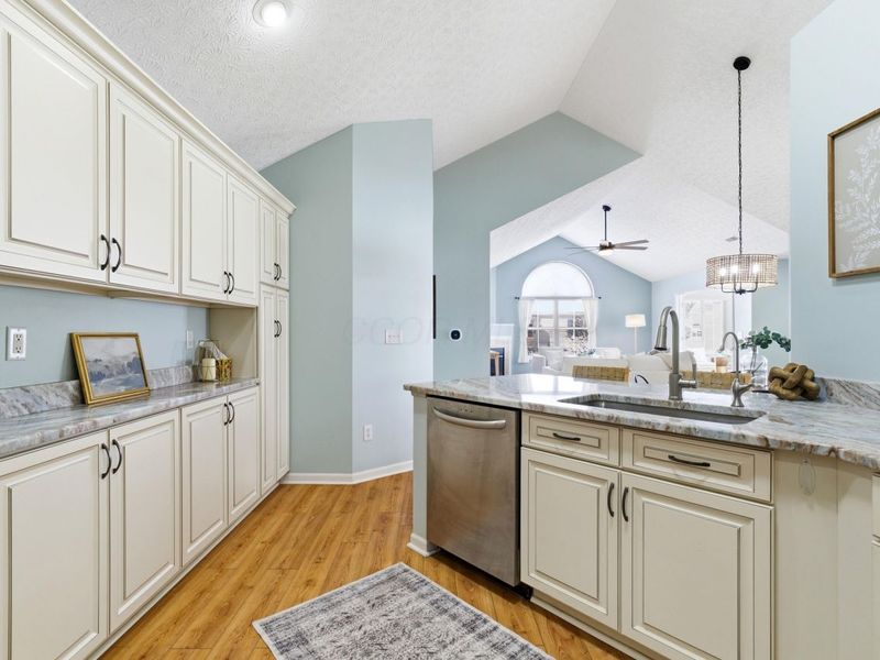 7336 Falls View Circle, Delaware, OH 43015 Photo 10