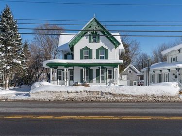 22 Main Street, Philadelphia, NY 13673