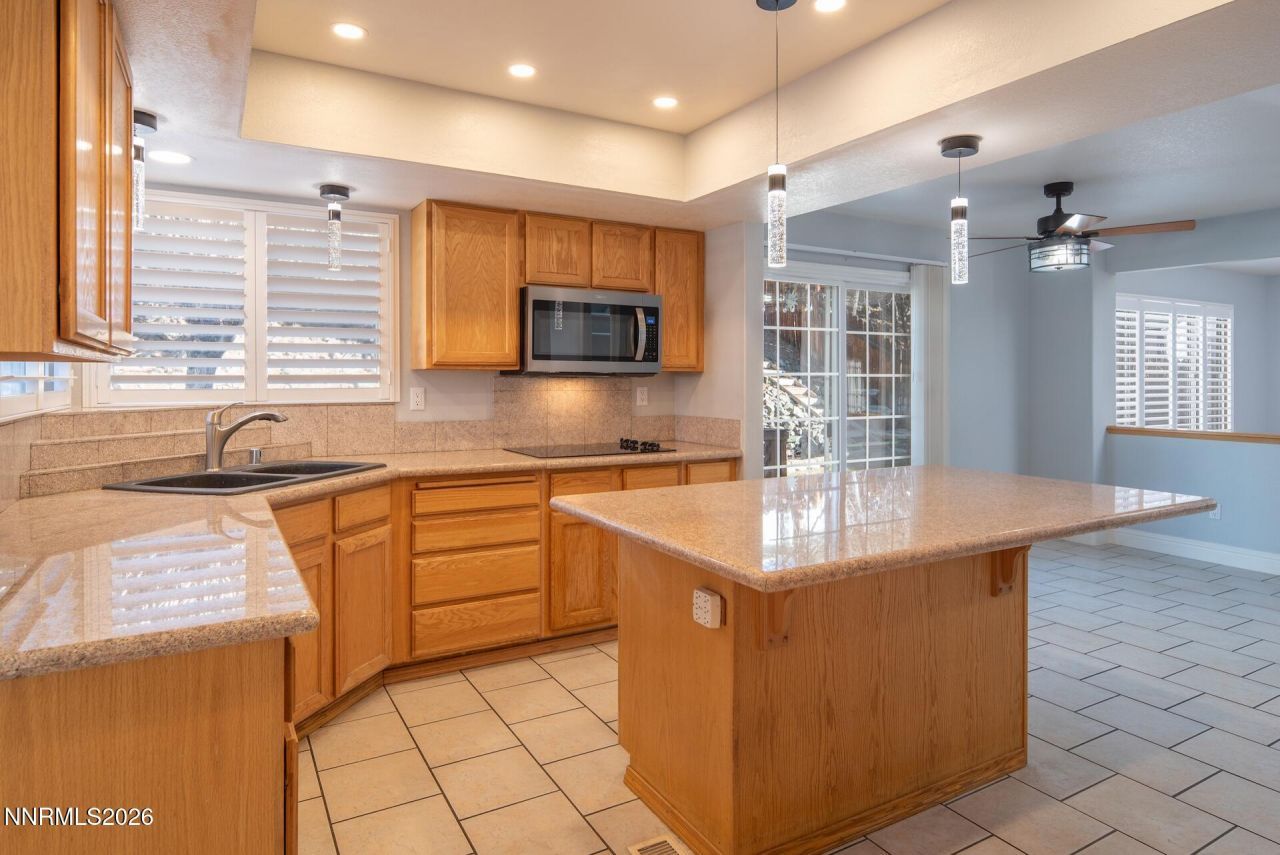 1616 Canyon Terrace Drive, Sparks, NV 89436 Photo