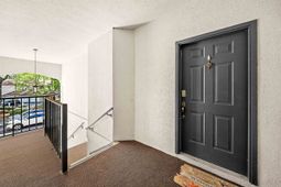 105 Pipers Ln.  photo 4