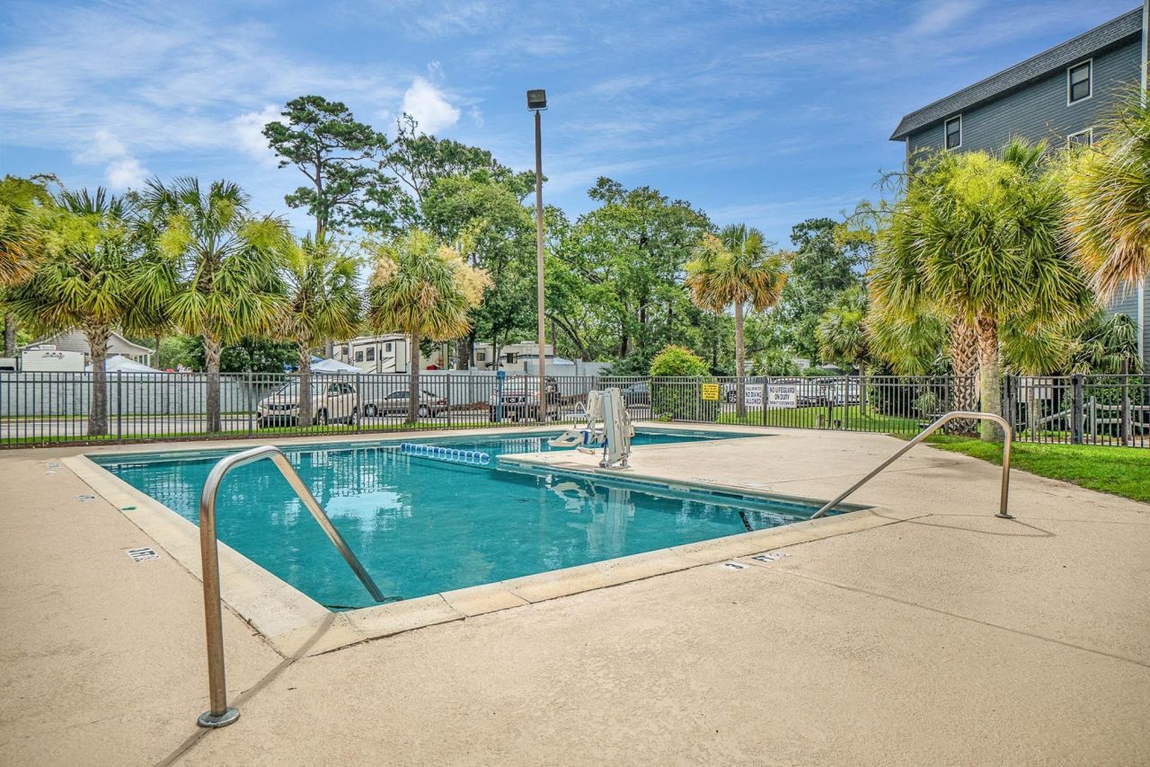 5905 South Kings Hwy. Photo 32