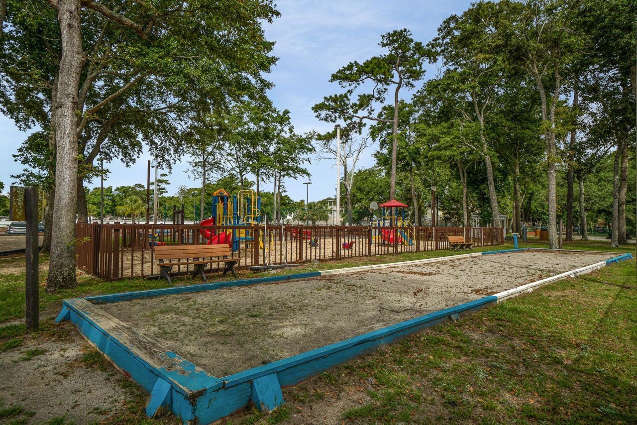 5905 South Kings Hwy. Photo 35