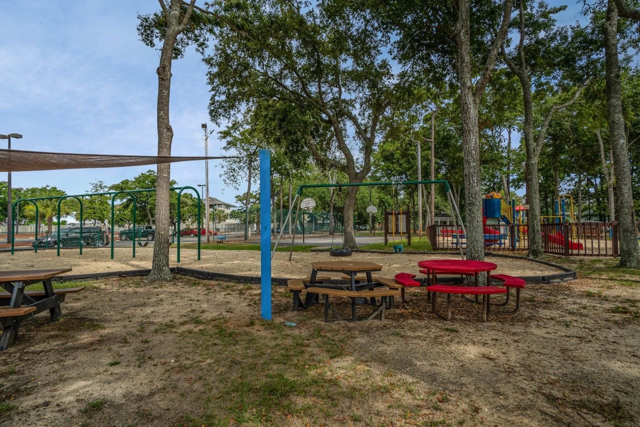 5905 South Kings Hwy. Photo 36