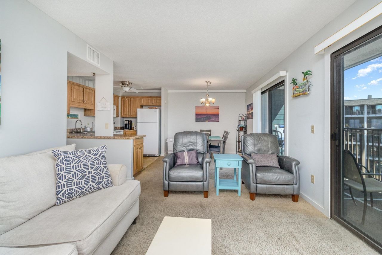 5905 South Kings Hwy. Photo 5