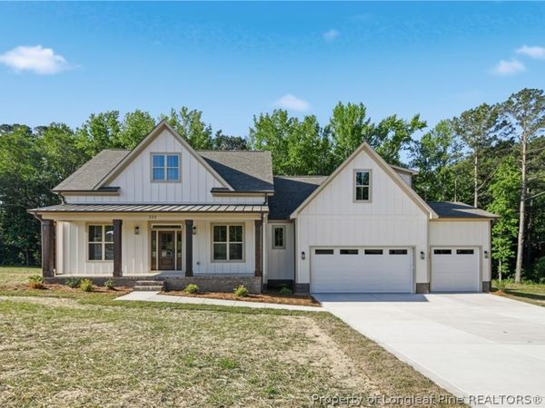 223 Rachel Road, Fayetteville, NC 28311