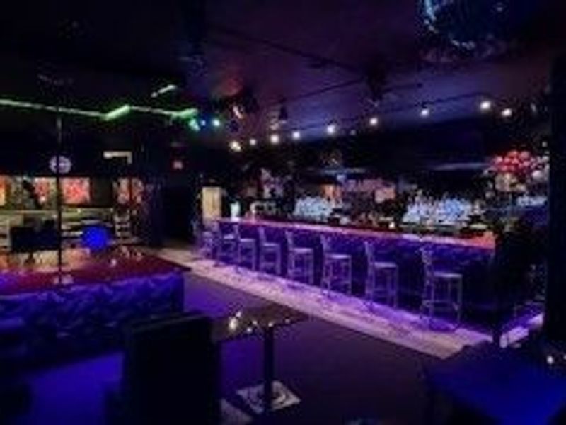 2309 St. Clair Avenue, Cleveland, OH 44114 Photo 9