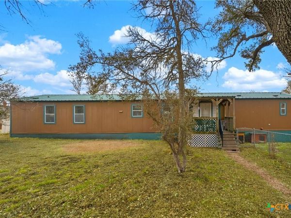 143 Bluff View Drive, Spring Branch, TX 78070