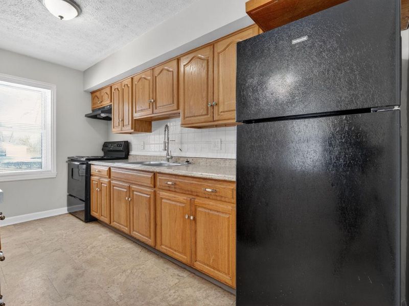 1001 Beechwood Road, Columbus, OH 43227 Photo 16