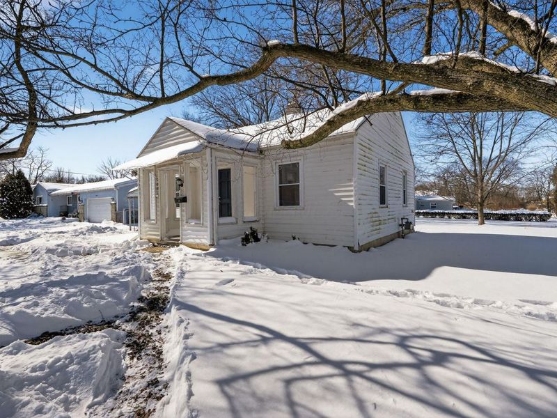 1001 Beechwood Road, Columbus, OH 43227 Photo 2