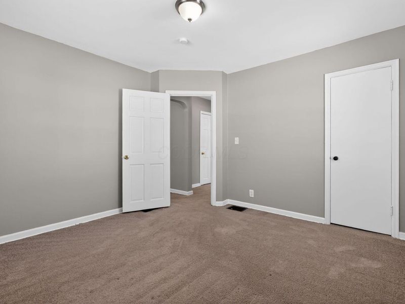 1001 Beechwood Road, Columbus, OH 43227 Photo 22