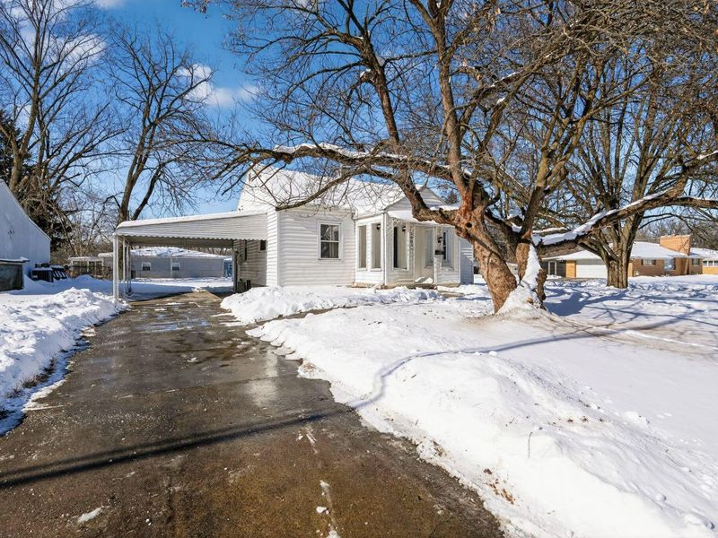 1001 Beechwood Road, Columbus, OH 43227 Photo 6