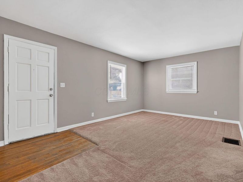 1001 Beechwood Road, Columbus, OH 43227 Photo 9