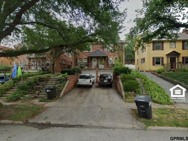 819 S 60th Street, Omaha, NE 68106