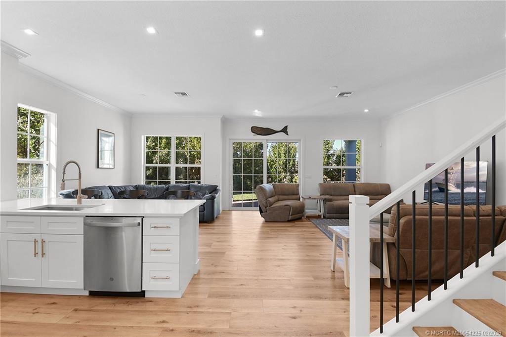 8109 SE Asaro Street, Hobe Sound, FL 33455 Photo