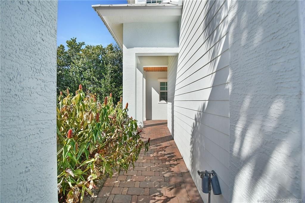 8109 SE Asaro Street, Hobe Sound, FL 33455 Photo