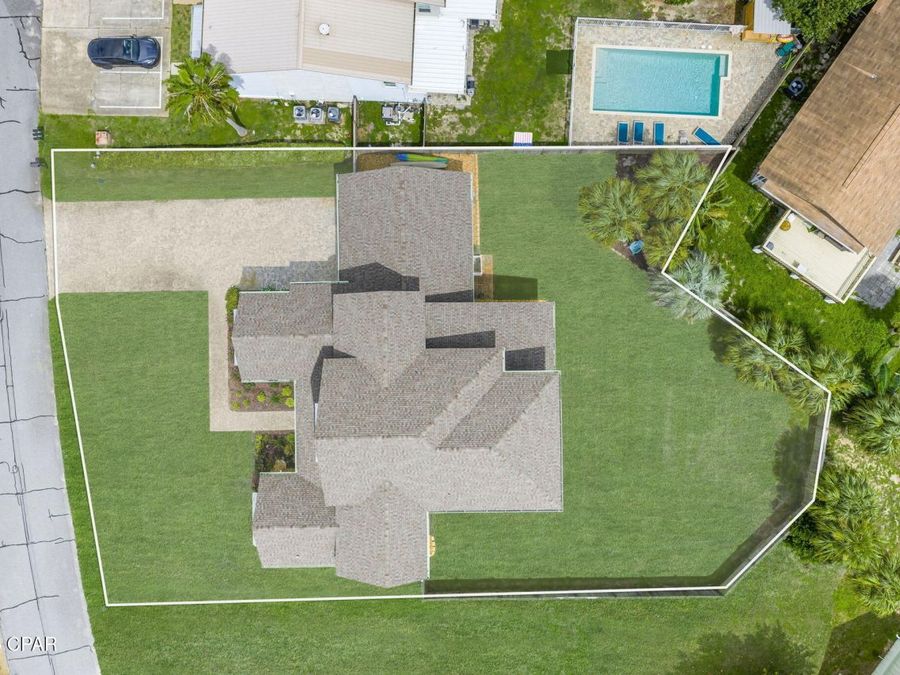 Property Image 100