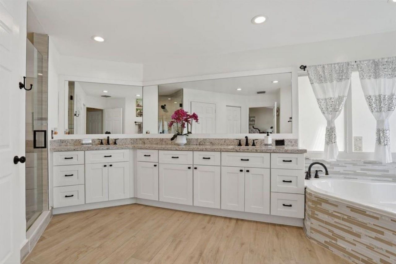 5340 NW 103rd Way, Coral Springs, FL 33076 Photo