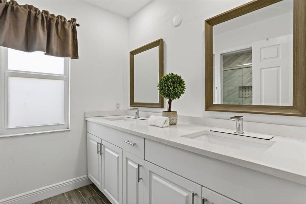 5340 NW 103rd Way, Coral Springs, FL 33076 Photo