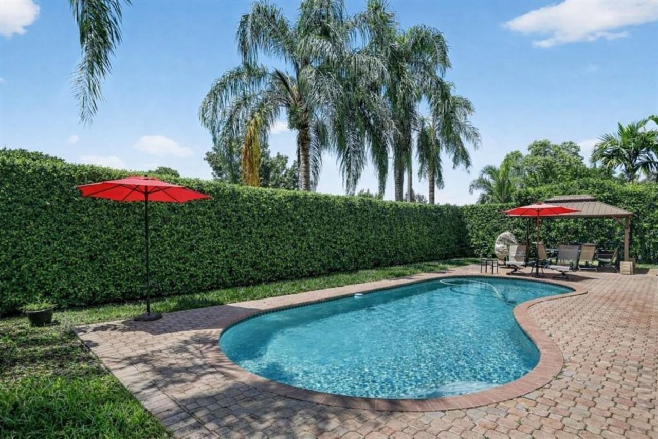 5340 NW 103rd Way, Coral Springs, FL 33076 Photo