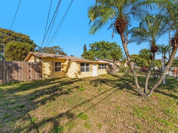 1608 N 58th Ave, Hollywood, FL 33021