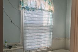 2733 River Drive  photo 4