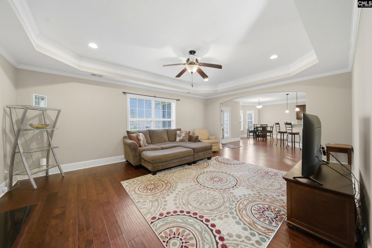 127 Windermere Village Way  Photo 14