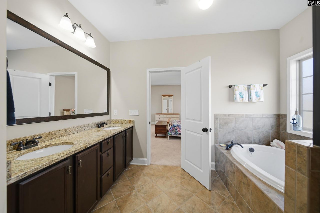 127 Windermere Village Way  Photo 25