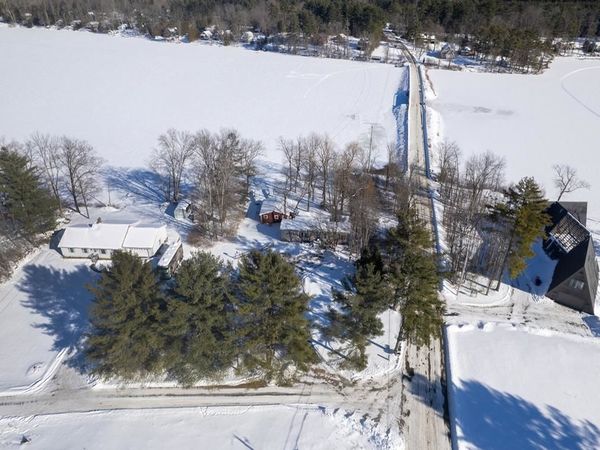 10 Sevigny Road, Castleton, VT 05735