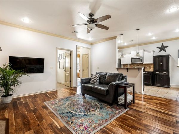 2665 N Sierra Avenue, Fayetteville, AR 72703