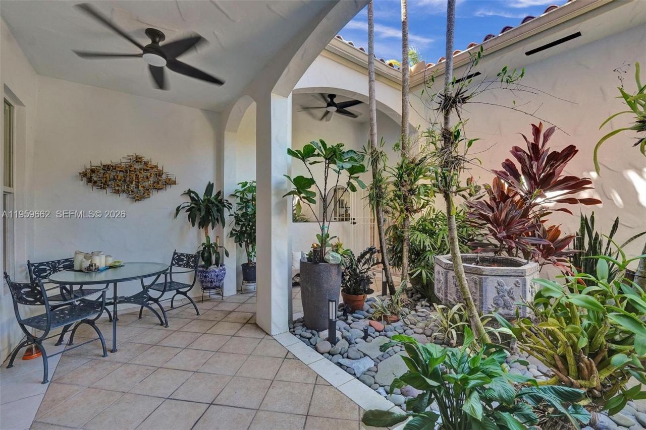 1617 Harrison St, Unit 3, Hollywood, FL 33020 Photo