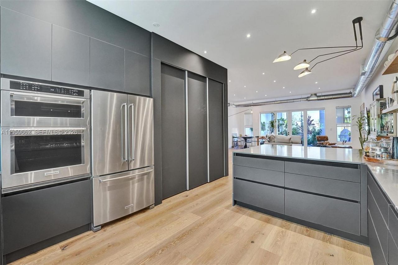 1617 Harrison St, Unit 3, Hollywood, FL 33020 Photo