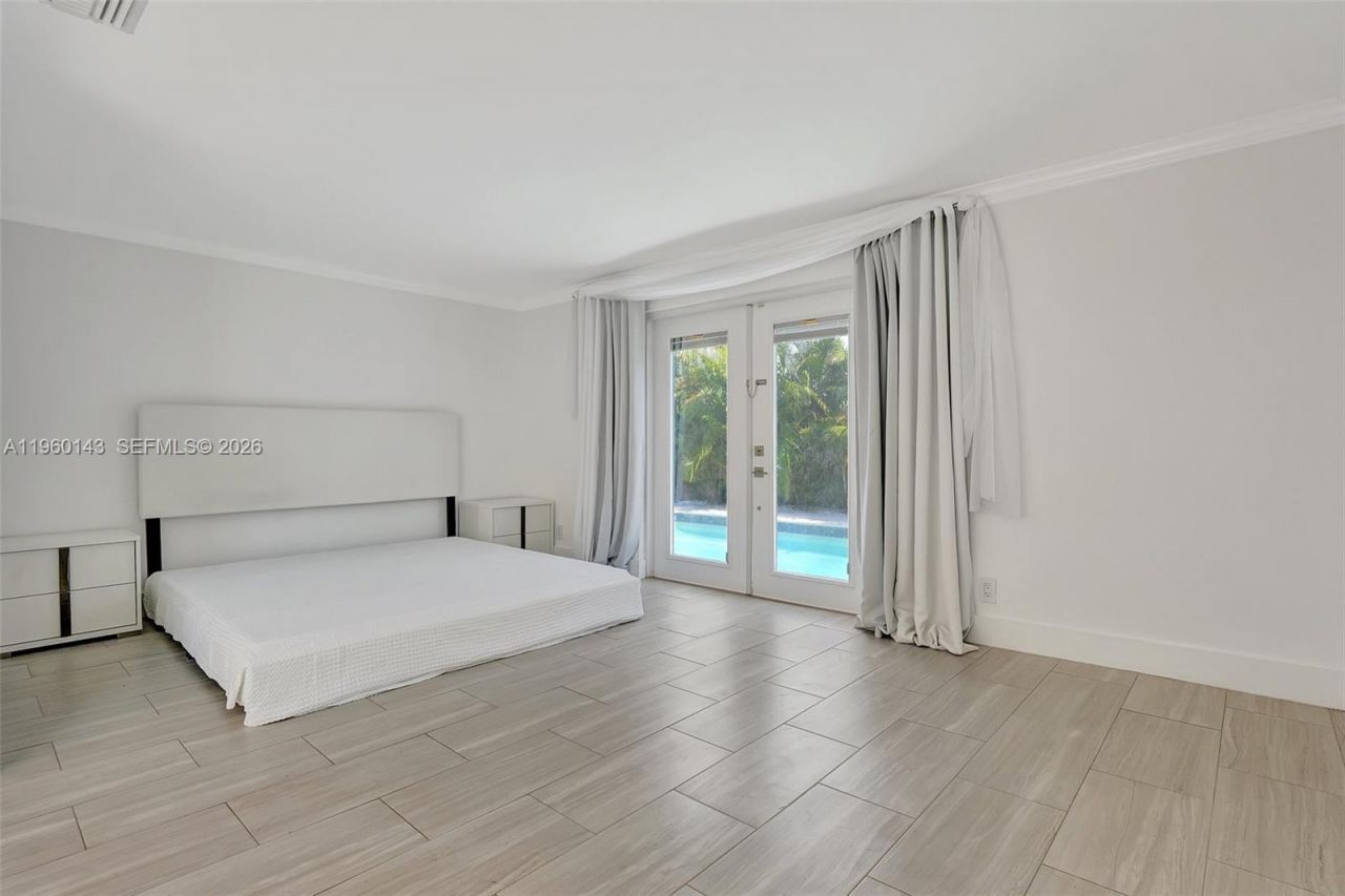 701 NE 8th St, Pompano Beach, FL 33060 Photo