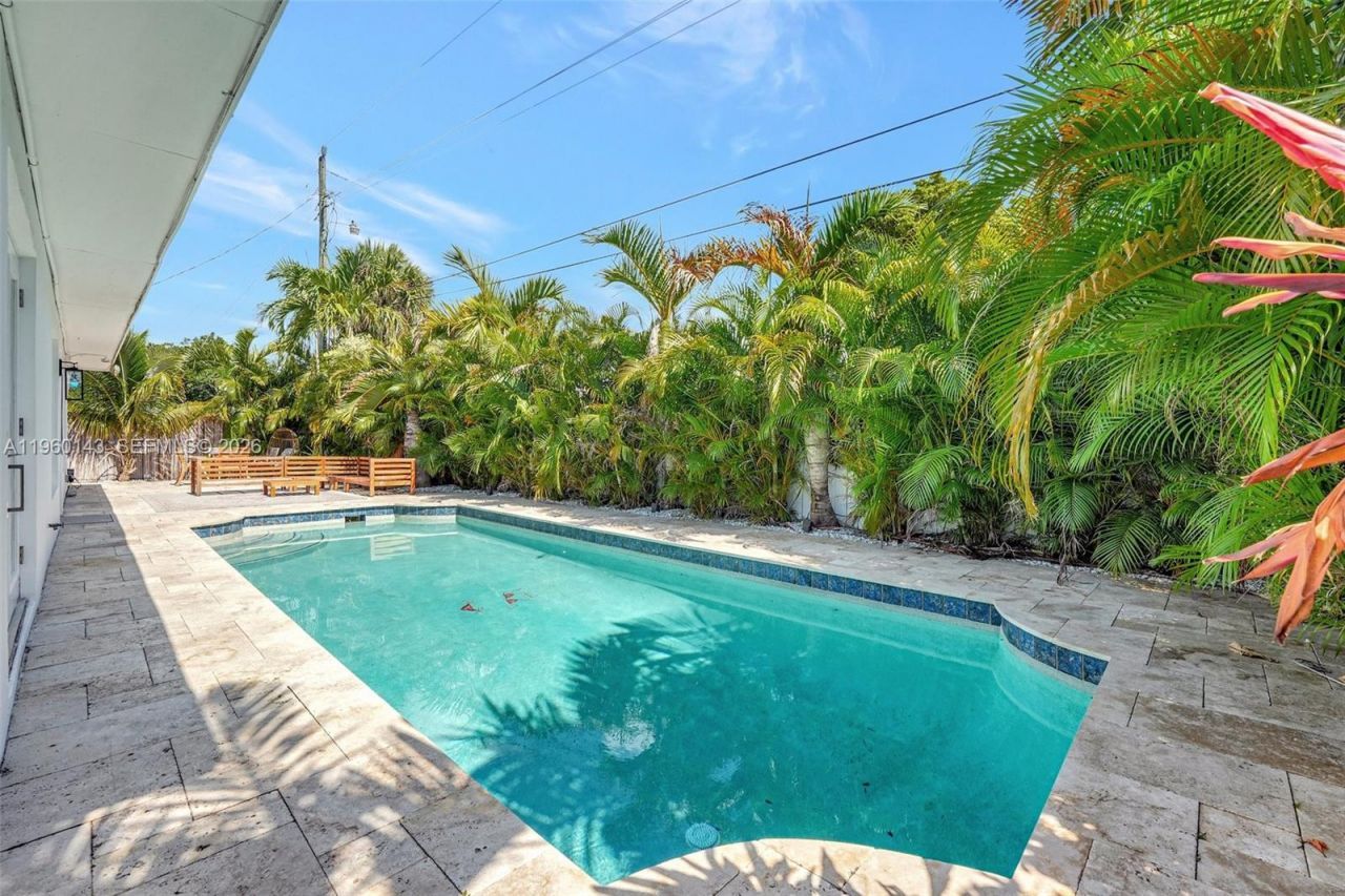 701 NE 8th St, Pompano Beach, FL 33060 Photo