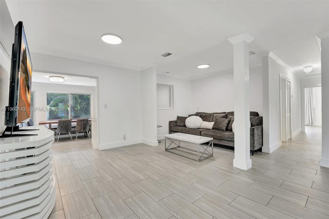 701 NE 8th St, Pompano Beach, FL 33060 Photo