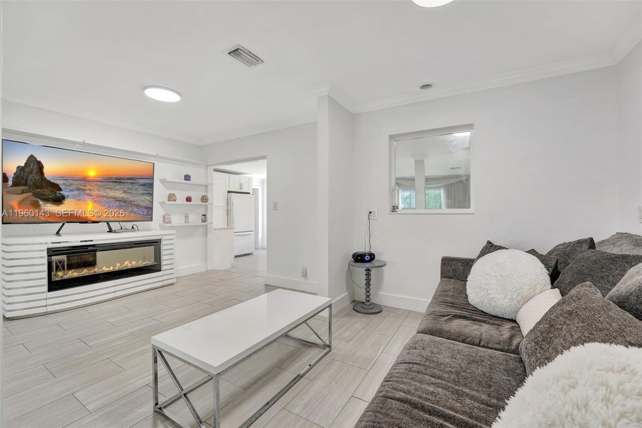 701 NE 8th St, Pompano Beach, FL 33060 Photo