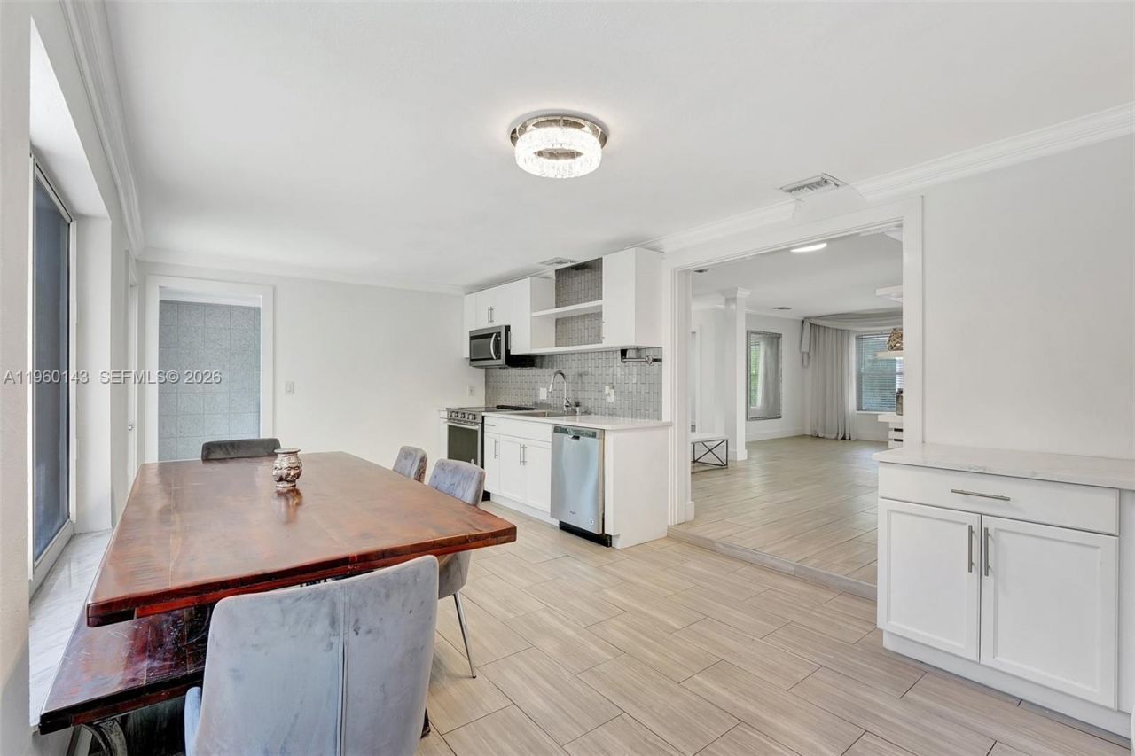 701 NE 8th St, Pompano Beach, FL 33060 Photo