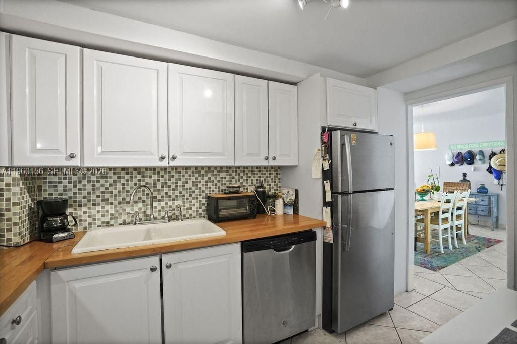 5005 Collins Ave , Unit 504, Miami Beach, FL 33140 Photo