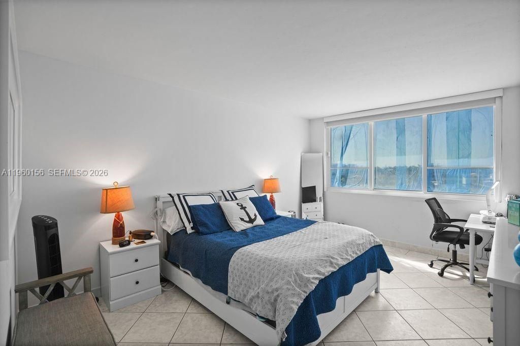 5005 Collins Ave, Unit 504, Miami Beach, FL 33140 Photo