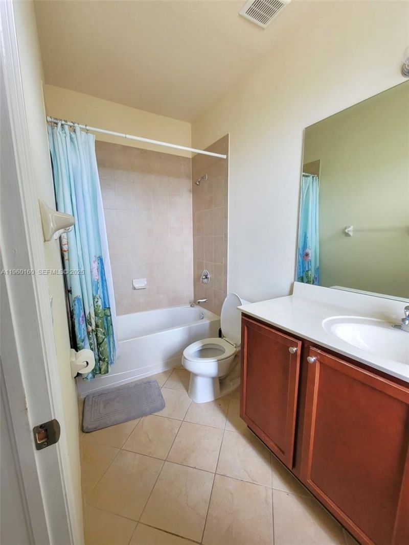 9031 SW 227th St, Unit 5, Cutler Bay, FL 33190 Photo