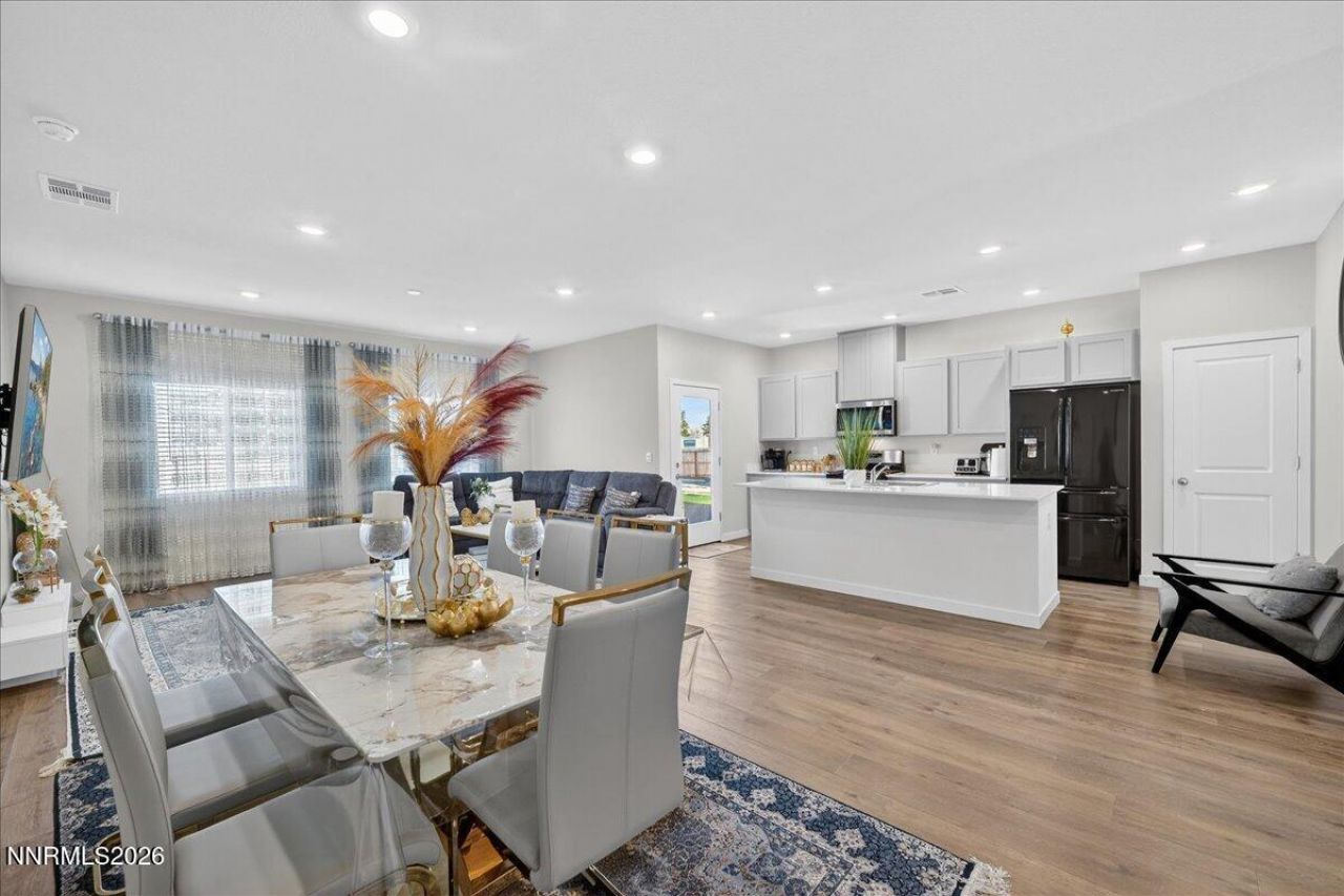 7397 Mountain Top Drive, Reno, NV 89506 Photo