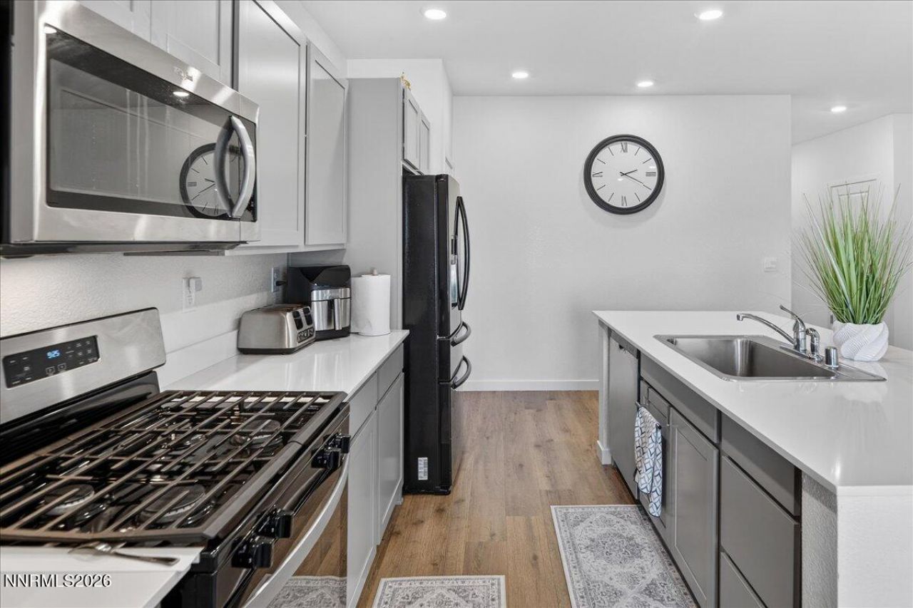 7397 Mountain Top Drive, Reno, NV 89506 Photo