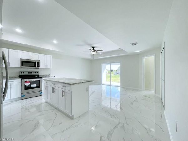 1133-1135 Ichabod AVE, LEHIGH ACRES, FL 33973