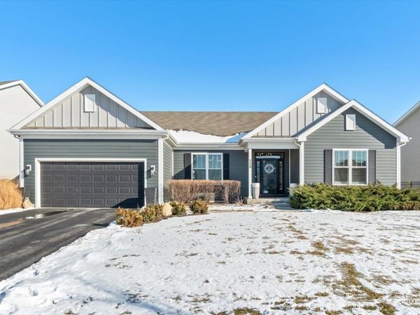 739 Juniper Street, Oswego, IL 60543