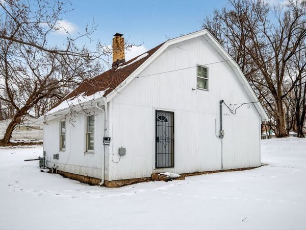 1622 E Cornell Avenue, Springfield, IL 62703