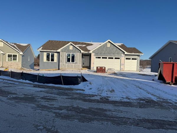 4553 MUNTJAC Trail, BELVIDERE, IL 61008